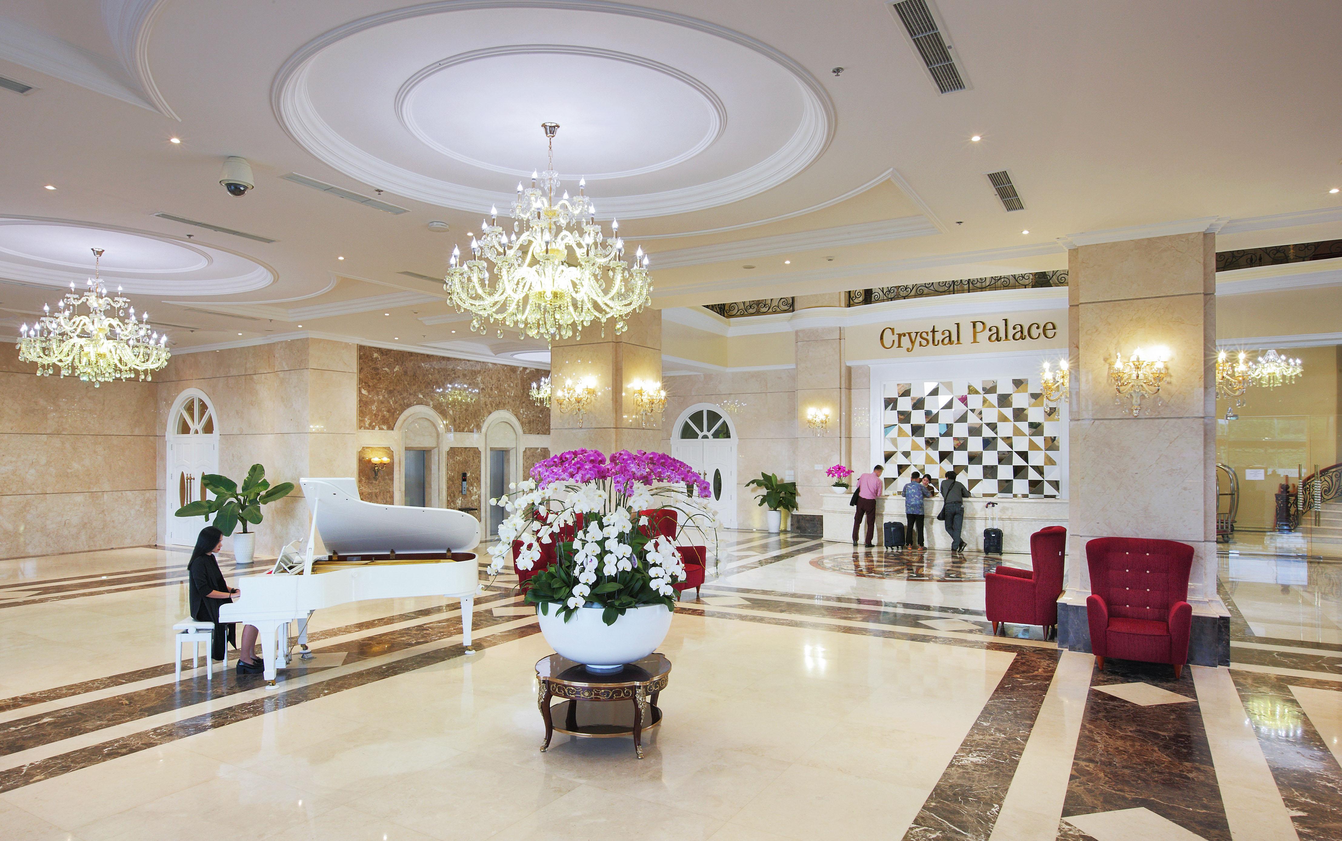 Merperle Crystal Palace Ho Şi Min Exterior foto